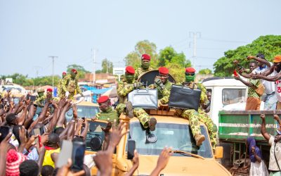 LE PRÉSIDENT IBRAHIM TRAORÉ ET UNE COTE DE POPULARITÉ DE 92% QUI RÉSISTE AUX VENTS CONTRAIRES APRÈS UN RAPPORT DE L’ OASP.
